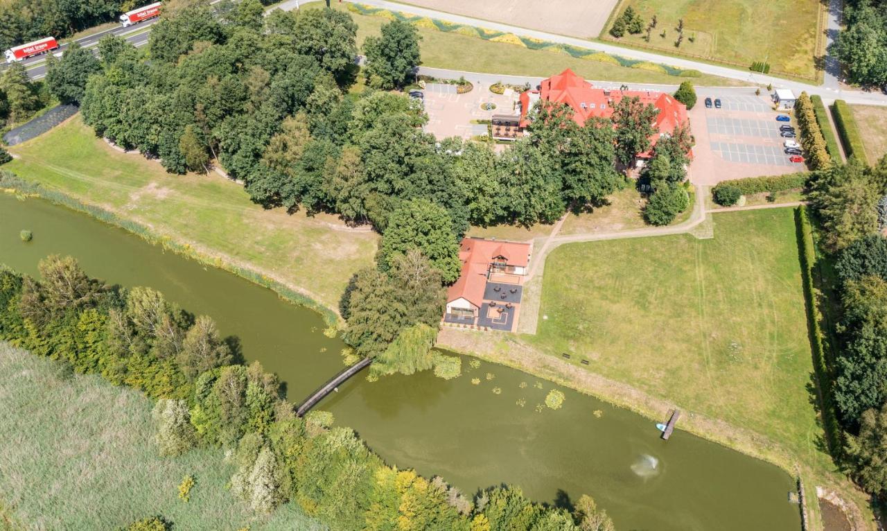 Hotel Styl 70 Pszczyna Bagian luar foto