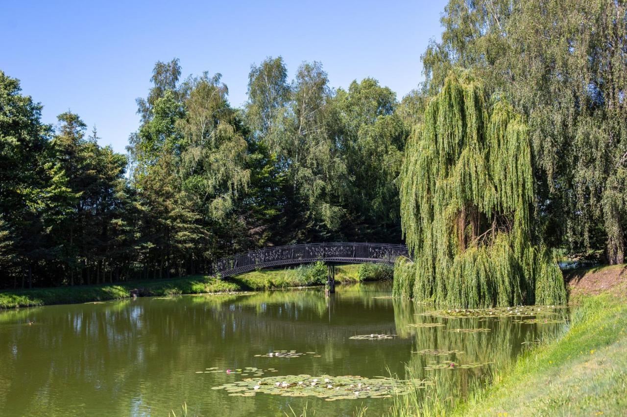 Hotel Styl 70 Pszczyna Bagian luar foto
